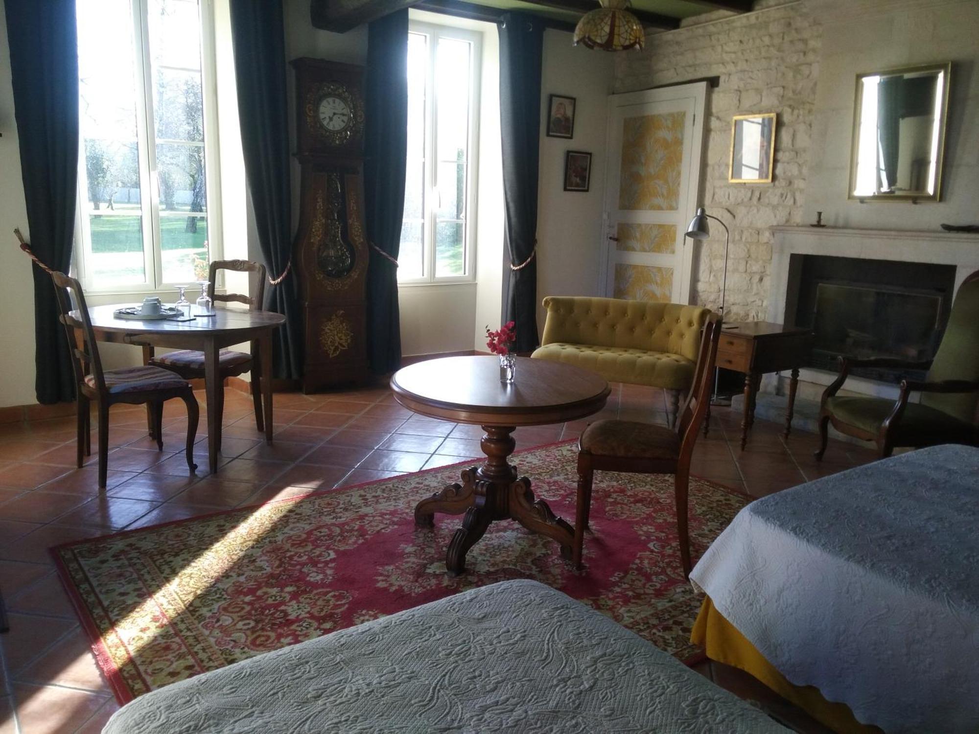 Le Logis De Vallans Exteriör bild